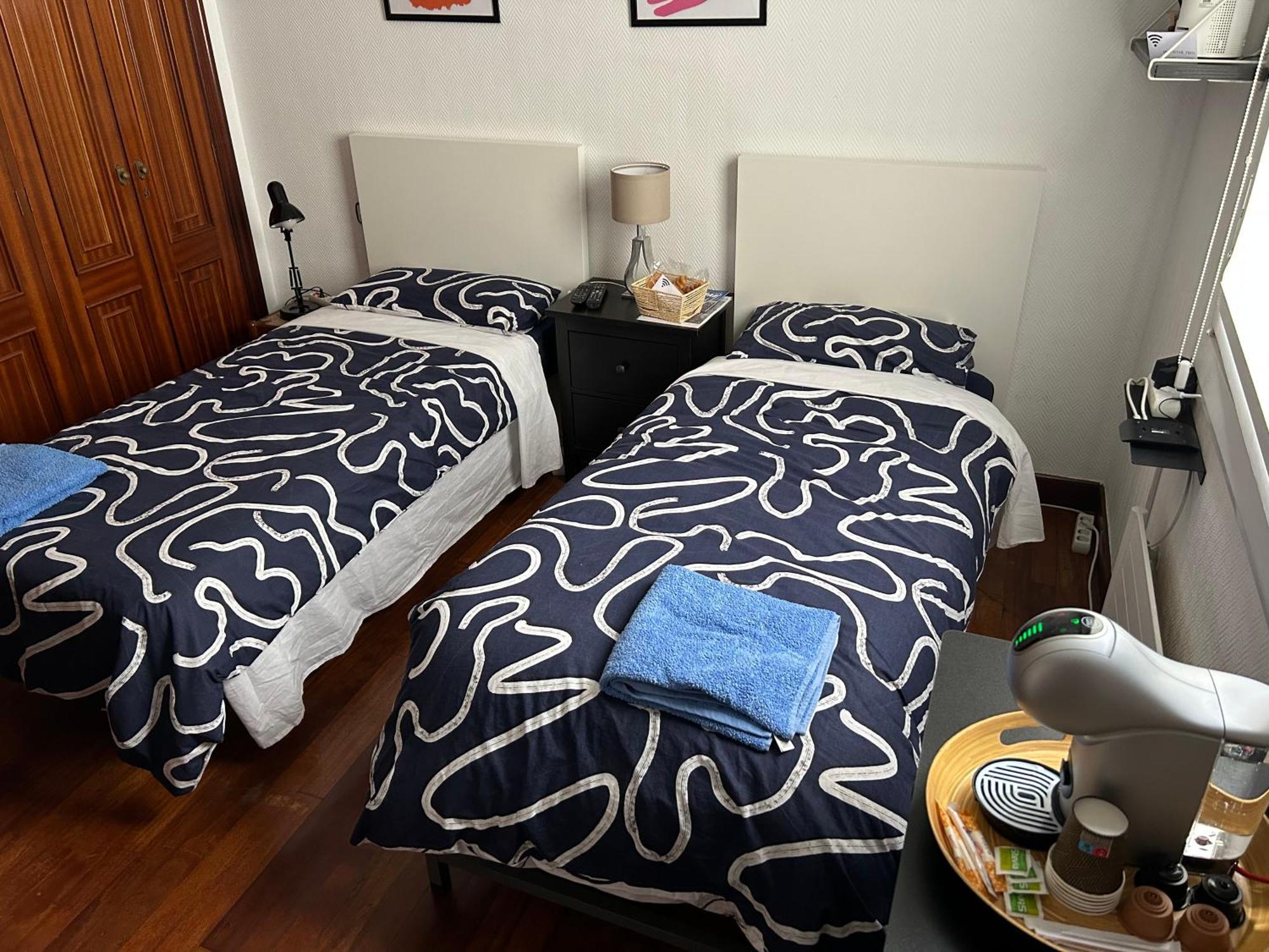 Habitacion Alhondiga Casa De Jorge Apartman Bilbao Kültér fotó